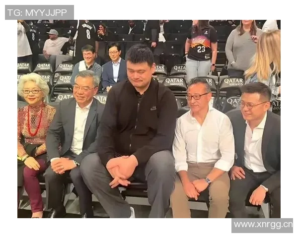 蔡崇信分享与成龙互动照片篮网季前赛将在澳门举行